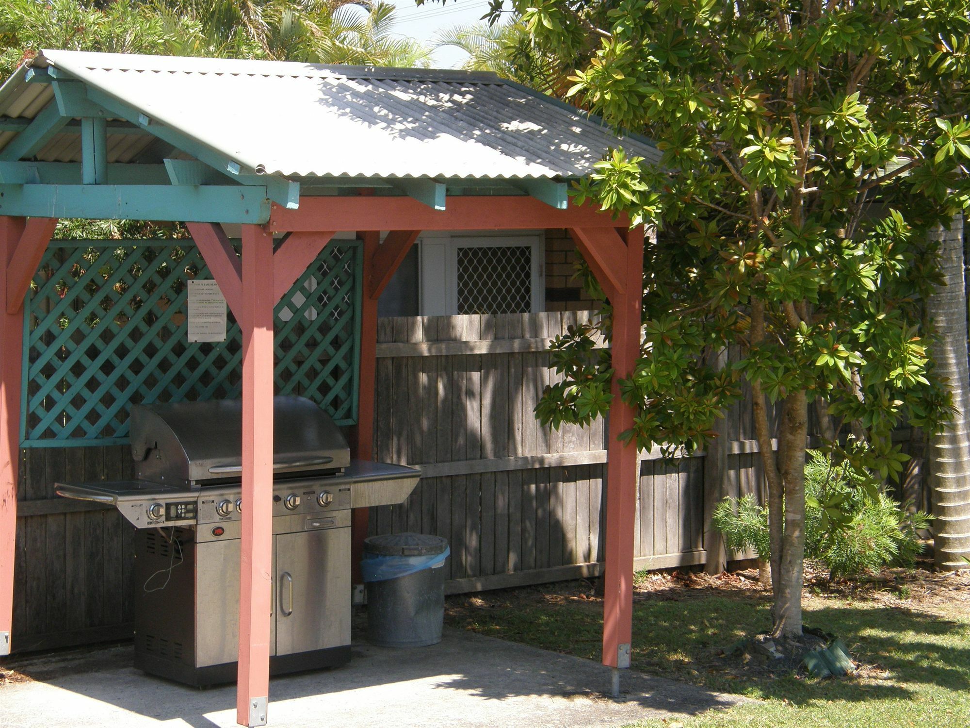Dolphin Sands Holiday Cabins Coffs Harbour Eksteriør billede